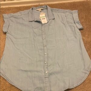 Women's Light Blue Button-Up Top